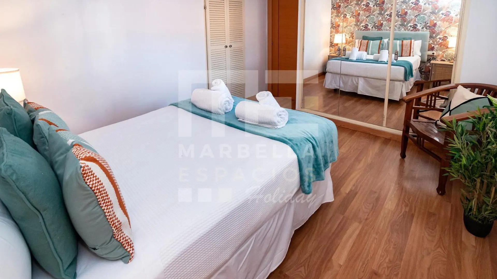 Encanto Andaluz Second Line Of The Beach Center Lor Apartment Marbella